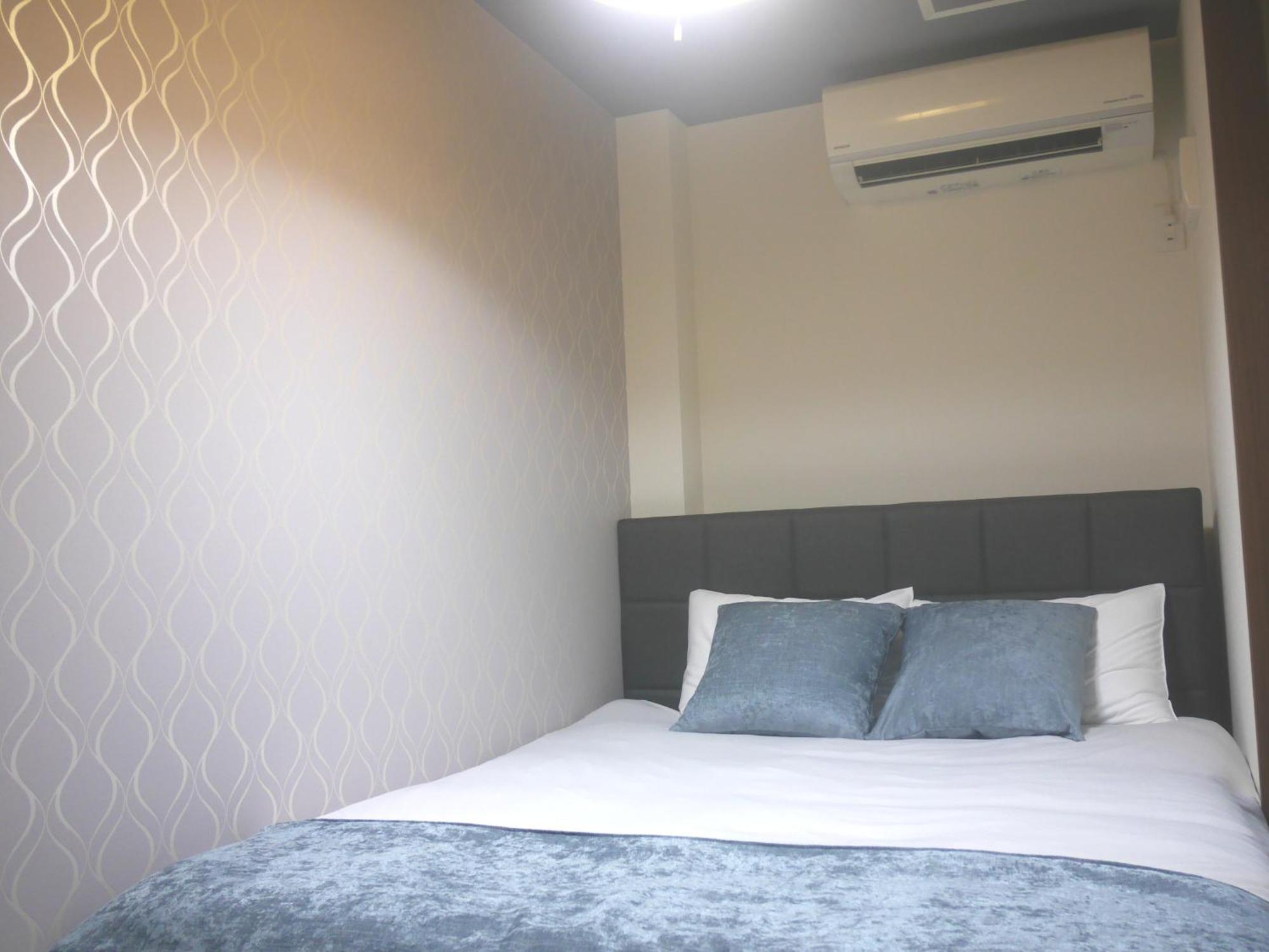 Guesthouse Grande今宮駅前 Osaka Exteriör bild