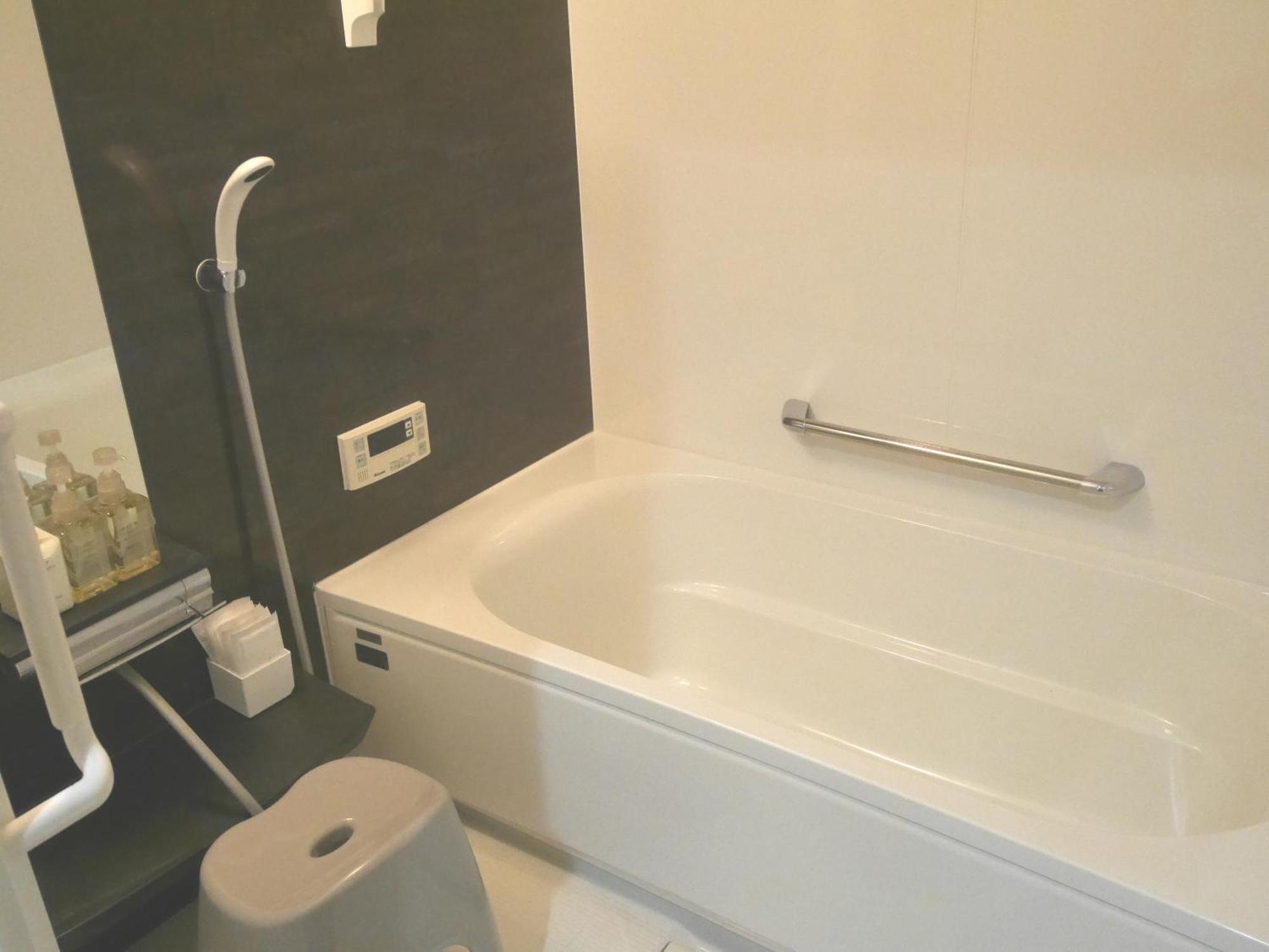 Guesthouse Grande今宮駅前 Osaka Exteriör bild